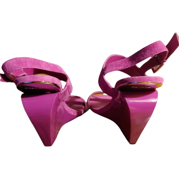 Calvin Klein Leslie Wedge Suede Sandal SZ: 7 - Picture 3 of 7